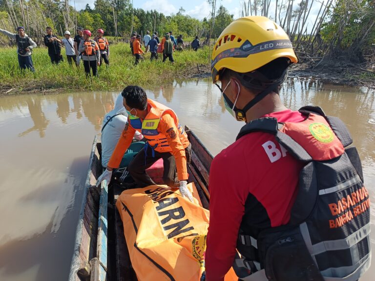 Sempat Hilang Diduga Diterkam Buaya di sungai Limbung, Jenazah Korban Ditemukan Nyangkut Dijaring