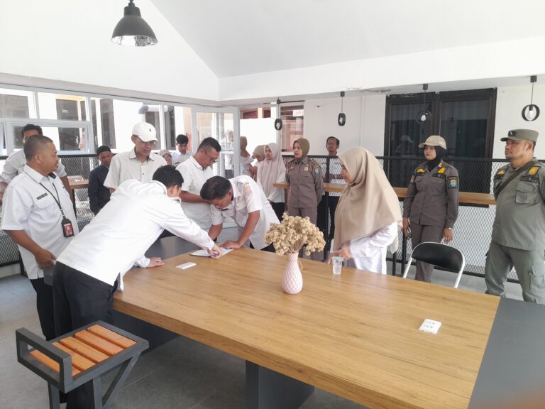 Sidak Pasca-Lebaran, Bupati Bangka Tengah Pastikan Pelayanan Publik Kembali Normal