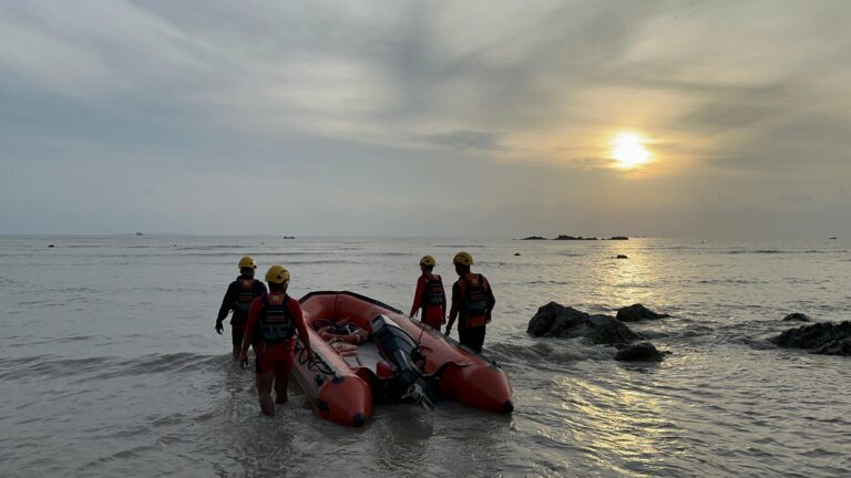 Hilang di Perairan Tanjung Bunga, BASARNAS Lakukan Pencarian Terhadap Warga Warga Air Itam