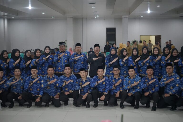 44 PNS Baru Bangka Tengah Resmi Dilantik, Bupati Sampaikan Pesan Profesionalisme